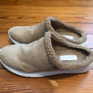 Ann Klein Fleece Comfy Slip-on Slipper Shoes Size 7